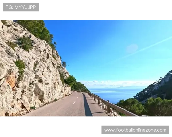 走进西班牙马略卡俱乐部的发展历程与文化魅力探索全景呈现之旅体验 走进西班牙马略卡俱乐部的发展历程与文化魅力探索全景呈现之旅体验